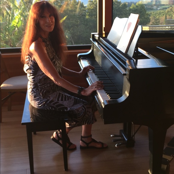 Meet your Posher, Michele - Picture 5 of 16